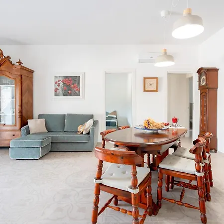 Appartamento Guesthost - Oasi Monticelli