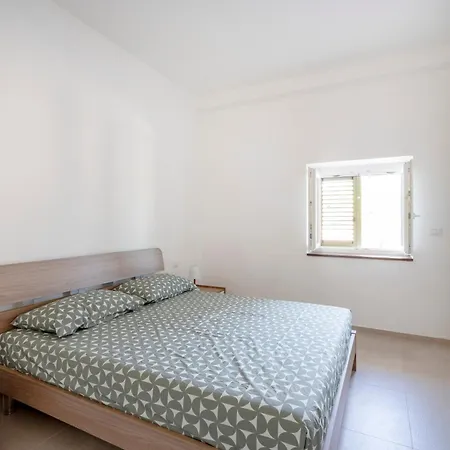 Apartment Guesthost - Oasi Monticelli *