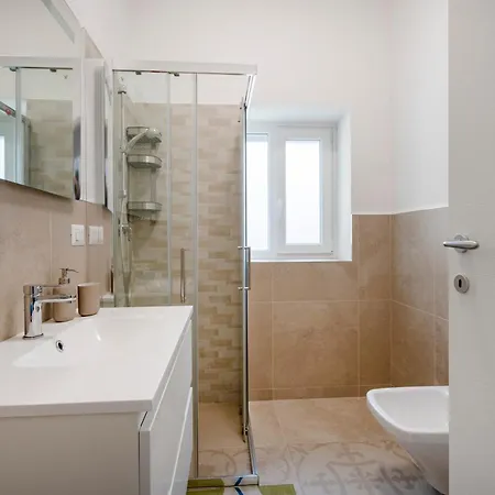 Guesthost - Oasi Monticelli