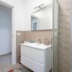 Guesthost - Oasi Monticelli Apartament
